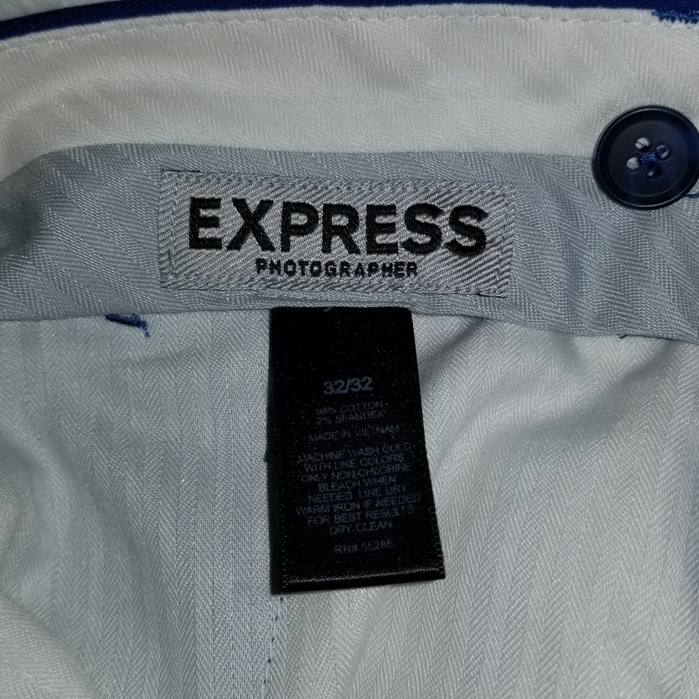 Men's Express Photographer style 32x32